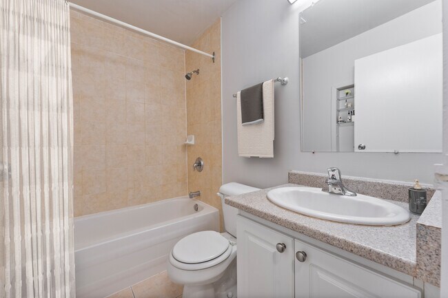 Photo - Treeview Manor