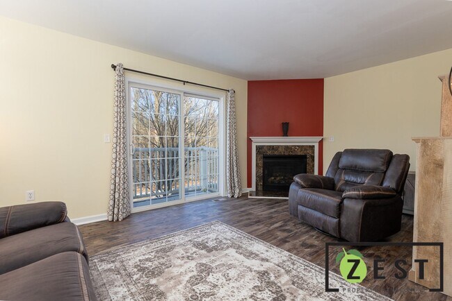 Photo - 3152 Torrent Ln