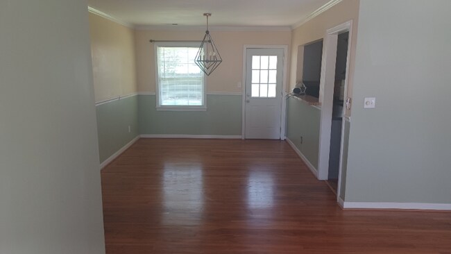 Photo - 1217 Byron Rd