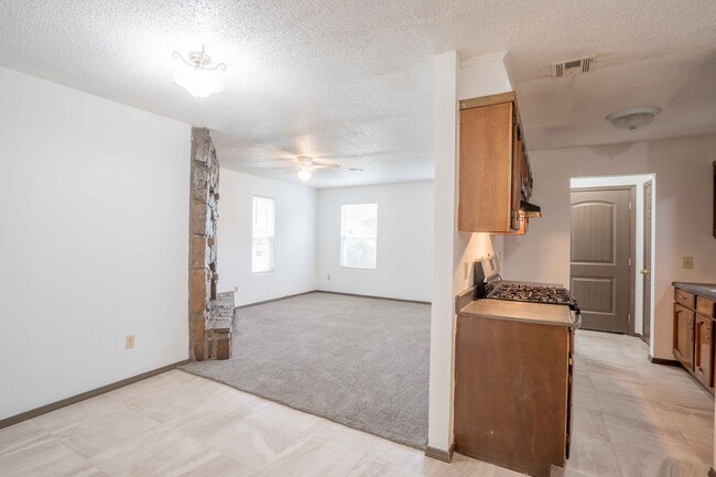 Photo - Coming Soon! 2 bed/1 bath!