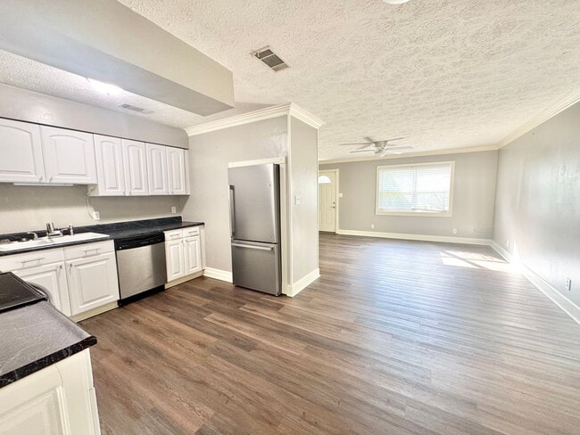 Photo - GREAT RANCH STYLE BRICK HOME IN GEORGETOWN