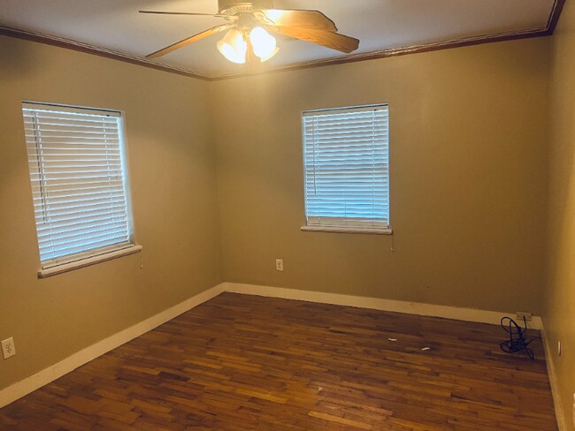 Photo - 13600 FM1314