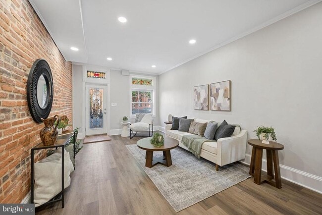Photo - 1108 S Clinton St