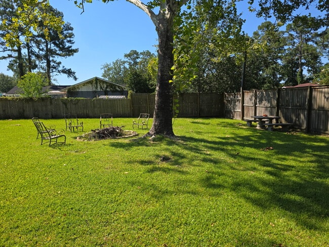 Photo - 207 Brookview Terrace