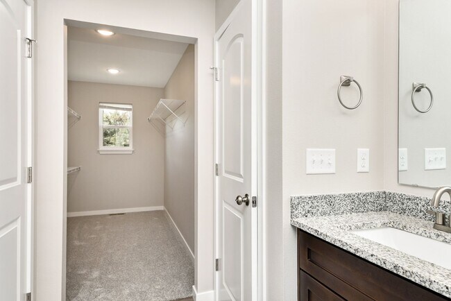 Photo - Great spacious home in Willard