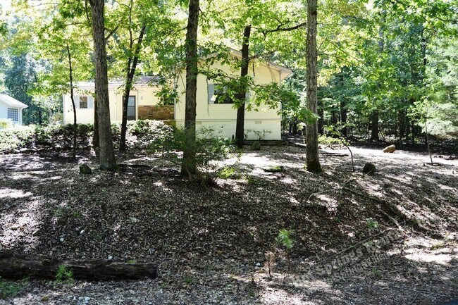 6 Vilaseca Ln