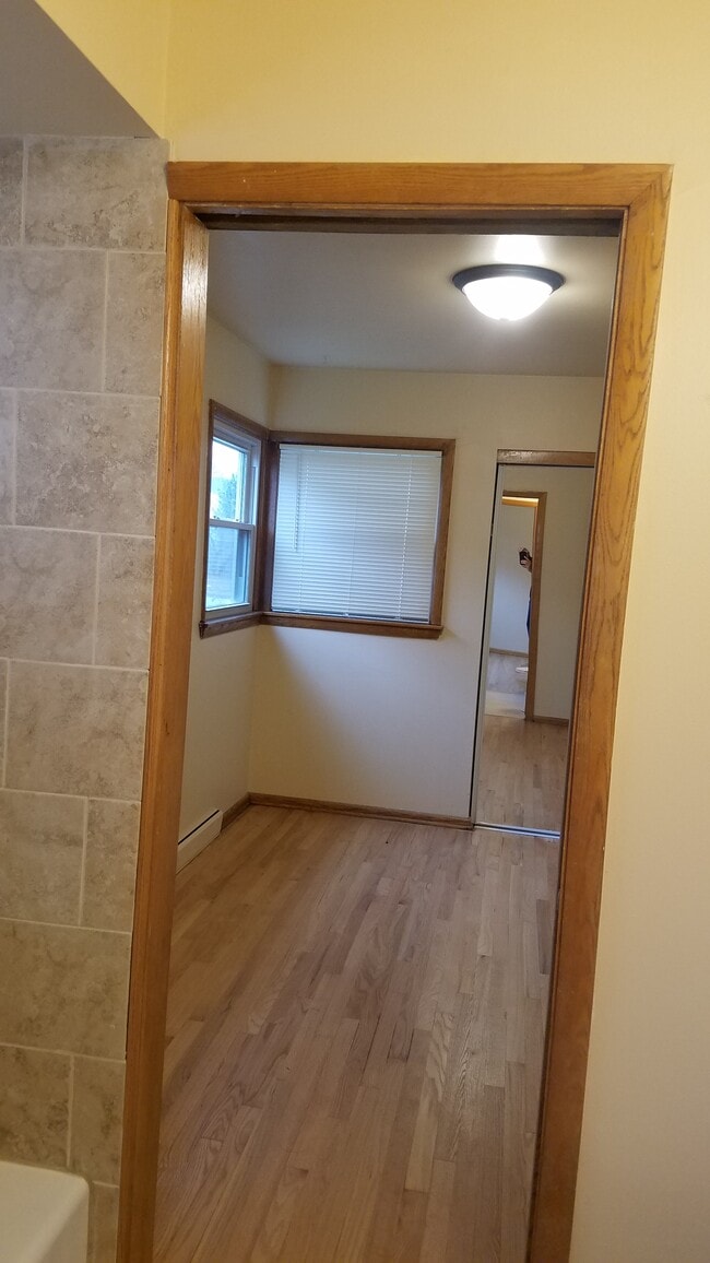 Bathroom connected to two BR - 2123 S 108th St Unit Apt 3