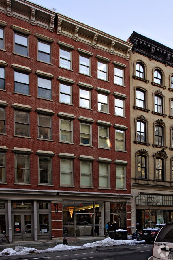 Photo - 54 Warren St