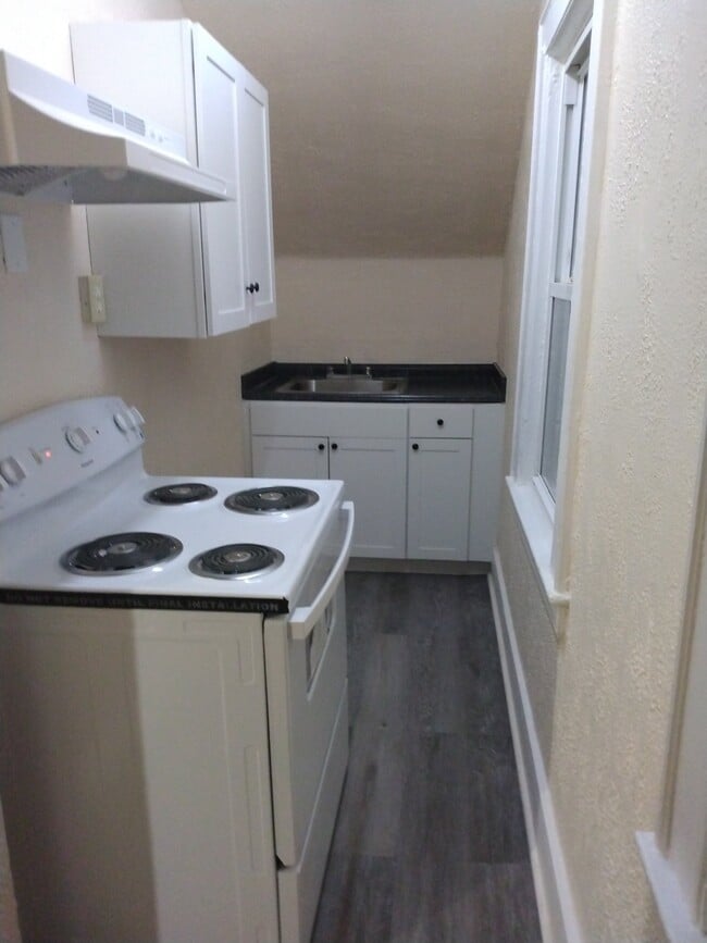 Photo - 134 Sunset Ave Unit 3rd Floor