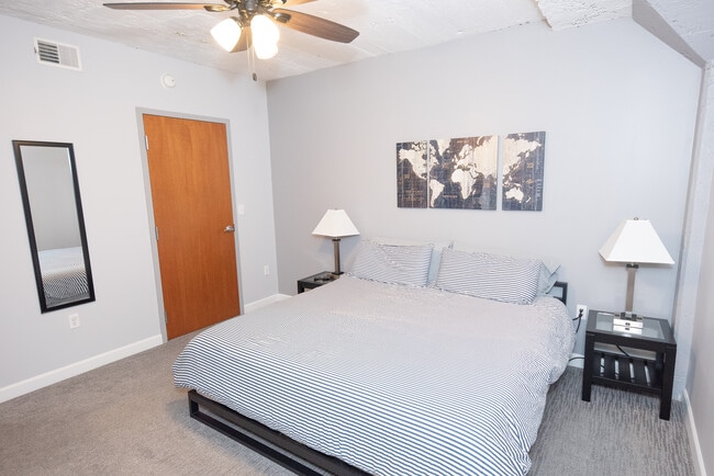 Photo - 401 W Shoreline Dr Unidad 97