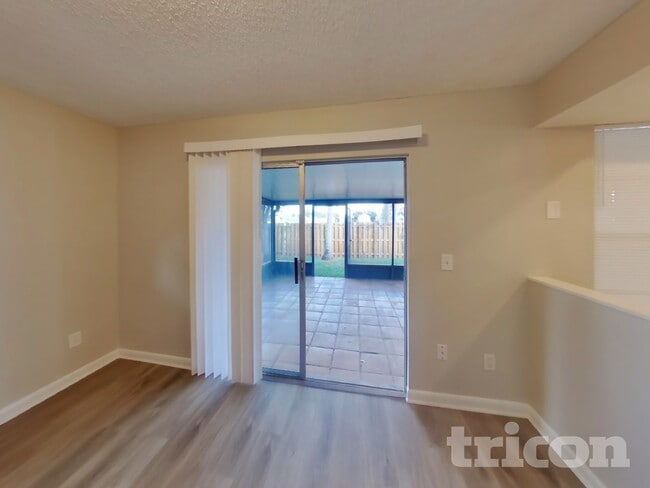 Photo - 11011 Greenaire Dr