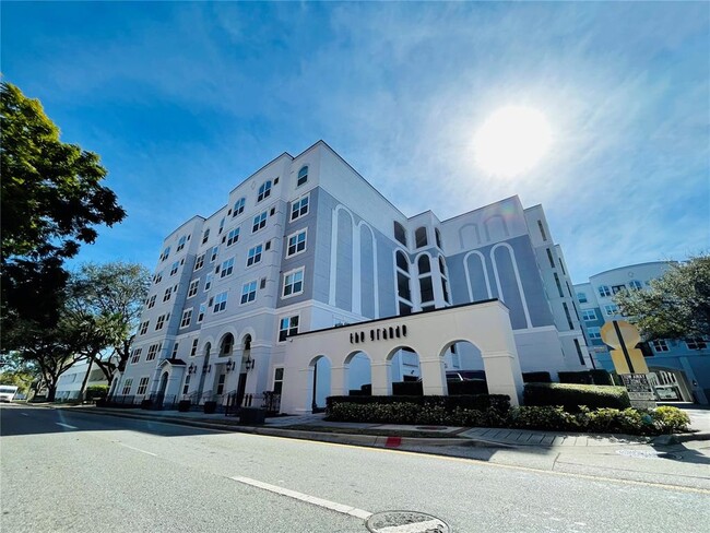 Building Photo - 206 E South St Unit 3064 Rental