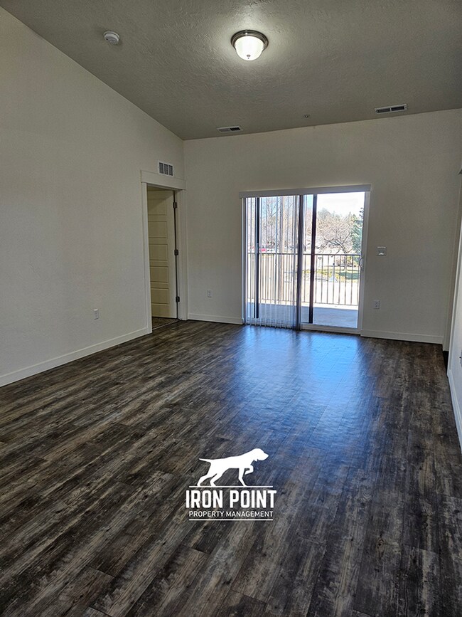 523 Rooster Ln Unit 101