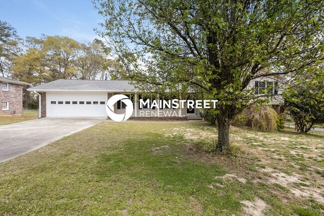 Building Photo - 5 Bedroom Pet-Friendly Home in Lithia Springs, GA with Main Street Renewal