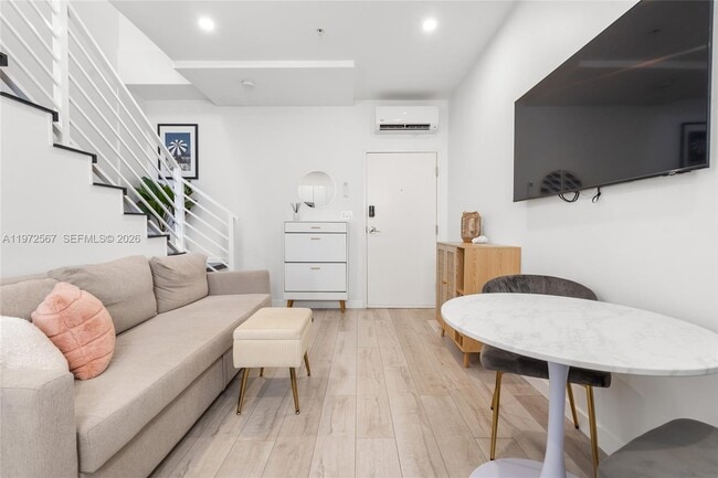 Photo - 1610 Euclid Ave Unit A110