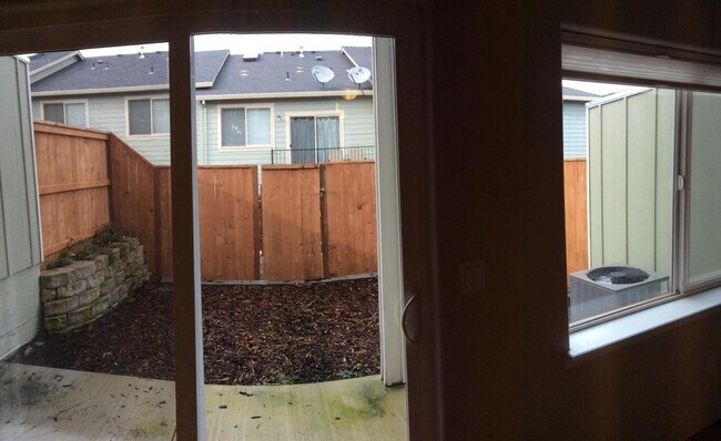 Photo - 237 Dunthorpe Dr