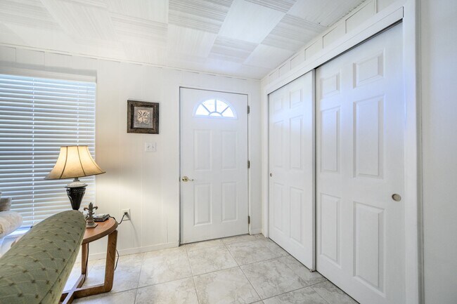 Photo - 330 Harvey St