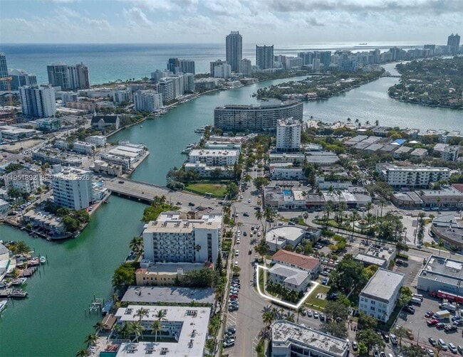 Photo - 7124 Bay Dr Unidad 4