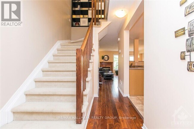 Photo - 124 Tall Oak Private
