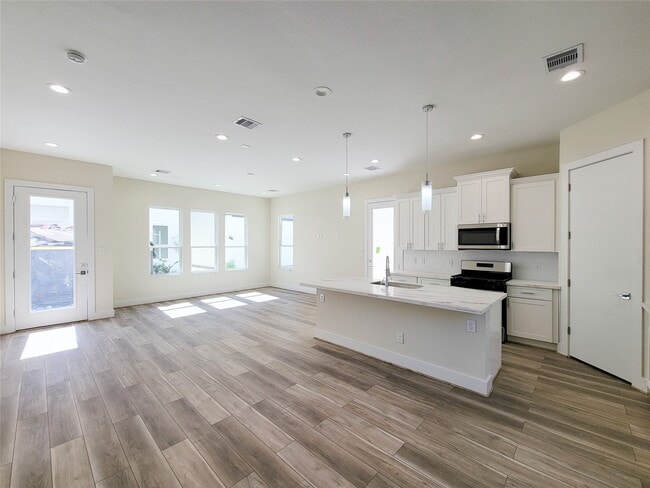 Photo - 5931 Beall St