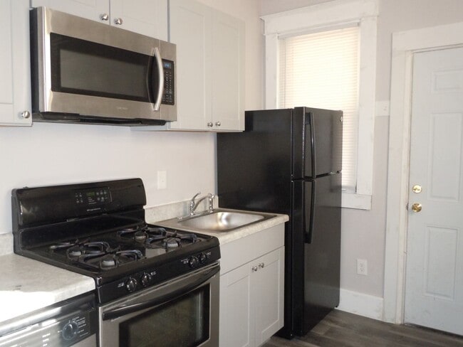 Photo - One Bedroom Home in Granite City!