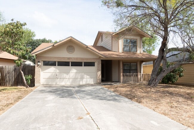 Photo - GREAT 2-STORY FLOOR PLAN W/COUNTRY STYLE F...