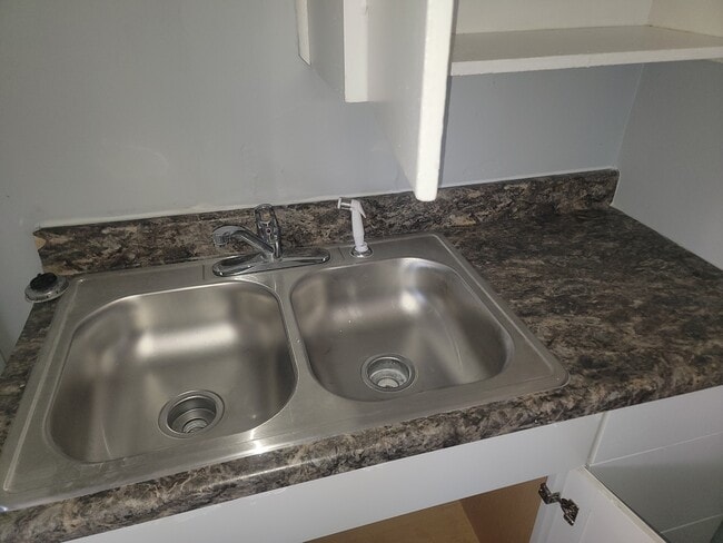 345 E Bruce Ave Unit 3