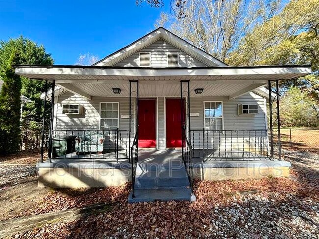 Building Photo - 532 E Iredell Ave Unit B