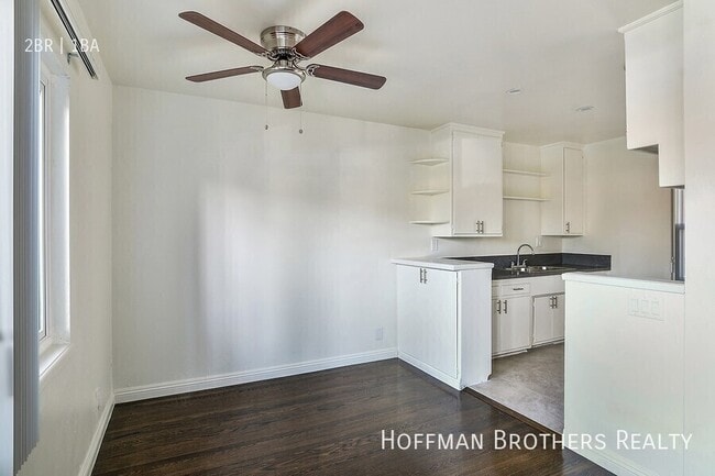 Photo - 712 N Ardmore Ave Unit 4
