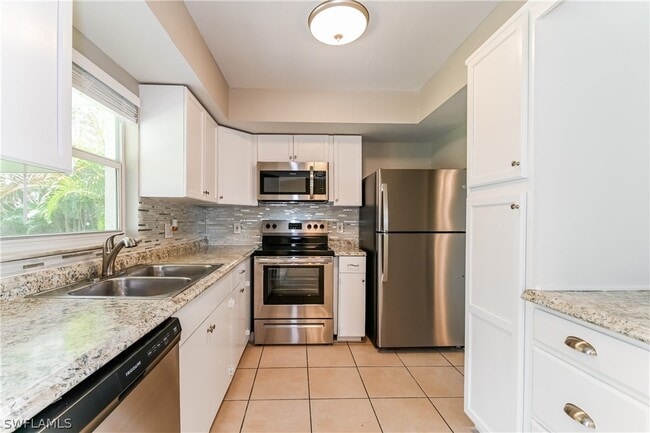 Photo - 406 SE 8th St