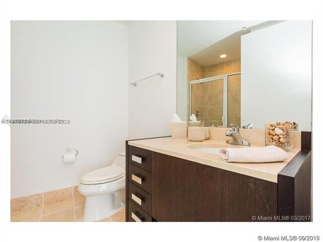 Photo - 18201 Collins Ave