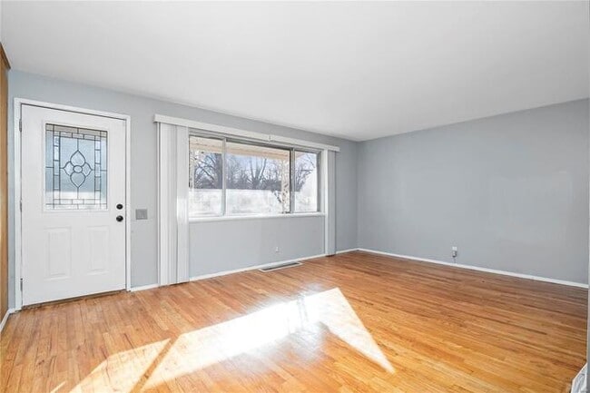 Fantastic 3bd/1ba home! Let yourself in! - Fantastic 3bd/1ba home! Let yourself in!