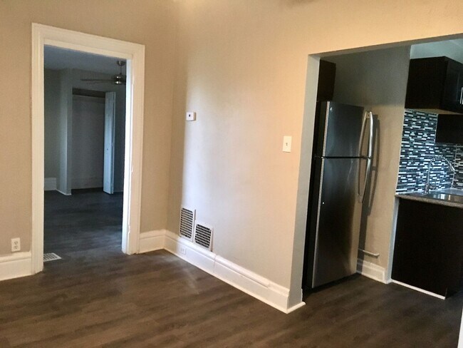 108 Hallock St Unidad 2 - Designer