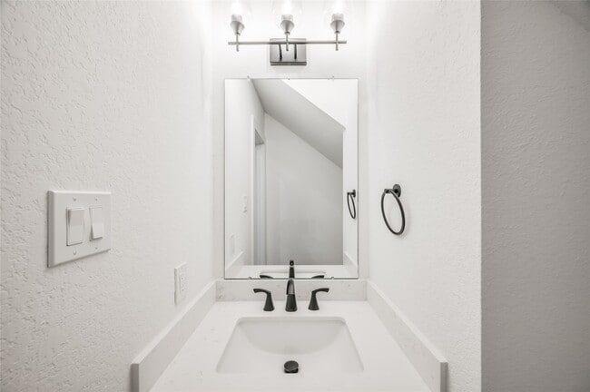 Photo - 1216 Mcneil St