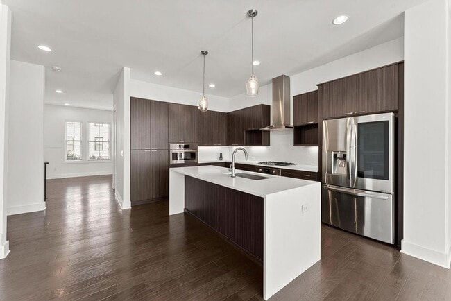 Photo - 1388 La France Street Northeast