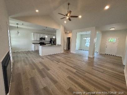 Photo - 645 Glensford Dr