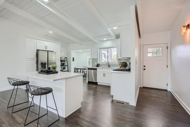 Photo - 2138 Drew Valley Rd NE