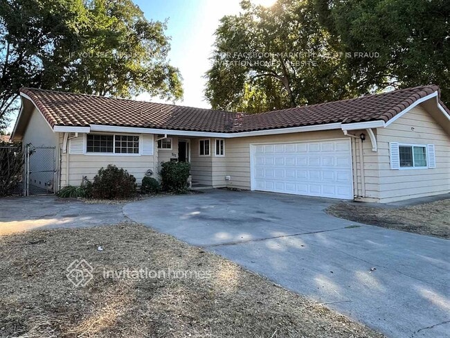 Photo - 640 W El Camino Ave