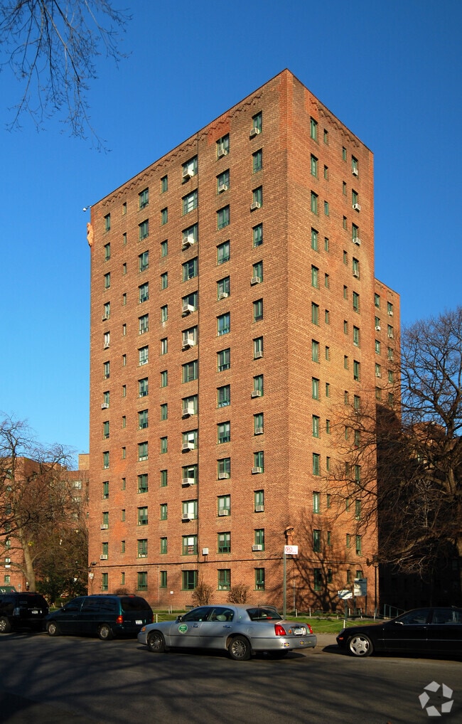 Parkchester Apartments For Rent in Bronx, NY