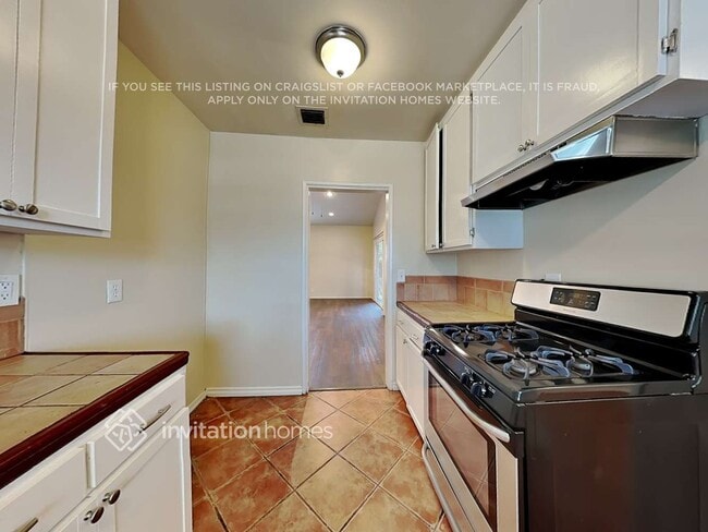 Photo - 7000 Comanche Ave