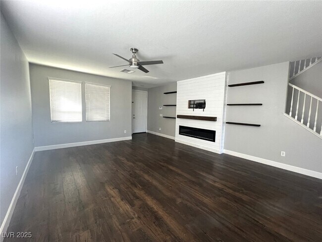 Photo - 6316 Silver Edge St