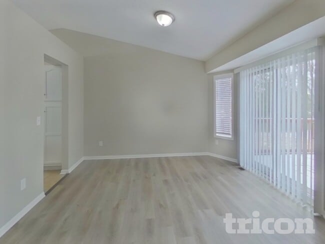 Photo - 14098 Yosemite Ave S