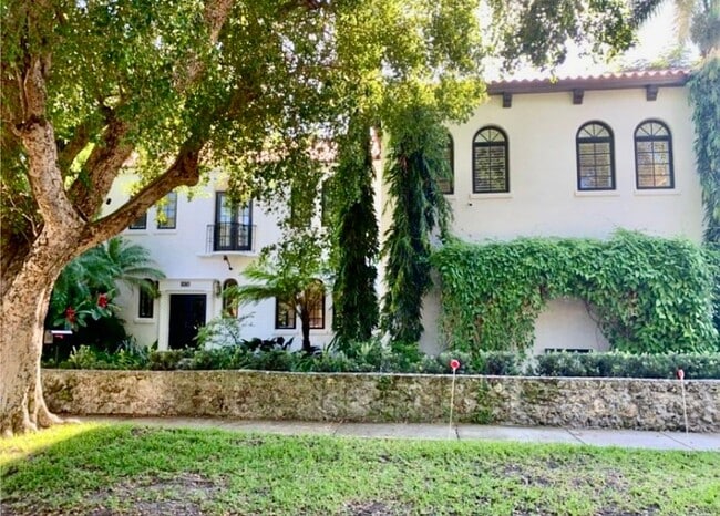 Photo - 2839 SW 25th Ter