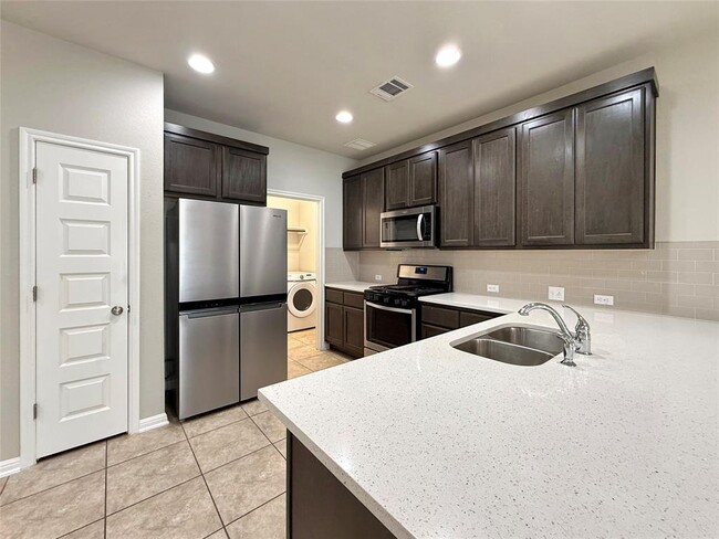 Photo - 2145 Arendale Dr