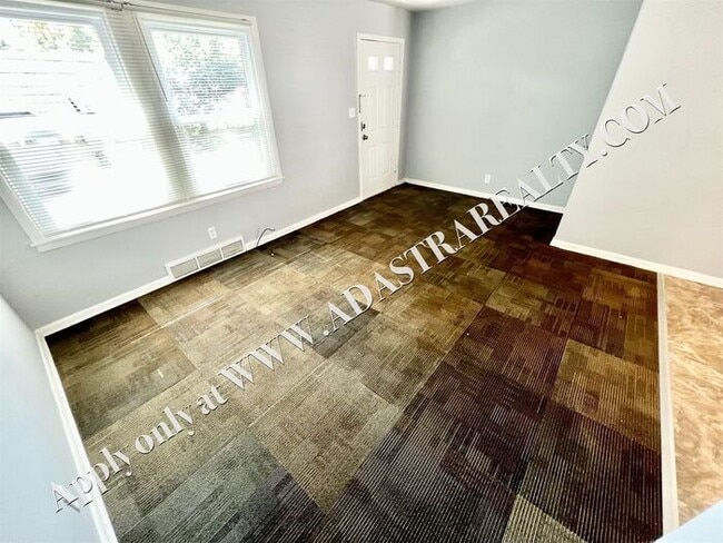 Photo - Beautiful 2 Bed 1 Bath Duplex in Independence-Available in FEBRUARY!!