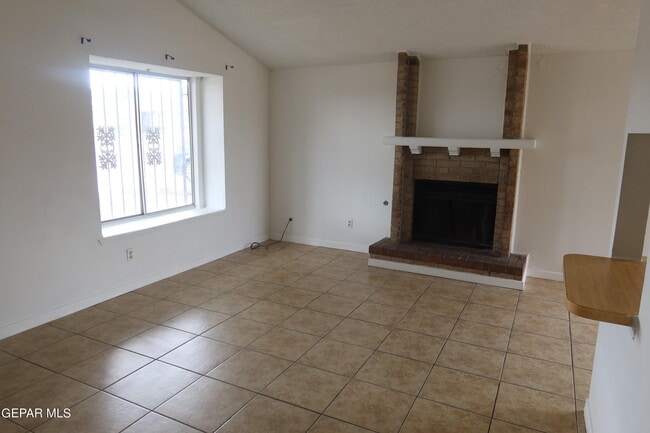 Photo - 1582 Diego Rivera Dr