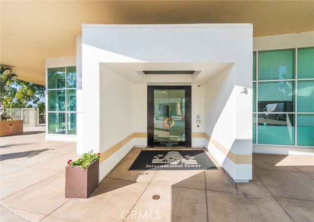 Building Photo - 700 E Ocean Blvd Unit 1701