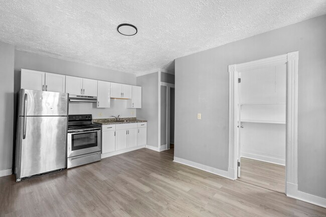 Photo - 202 Mather St Unidad 2E