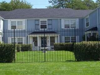 Primary Photo - 3561 Hynds Blvd