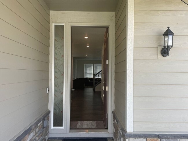 Photo - 656 Netta Dr